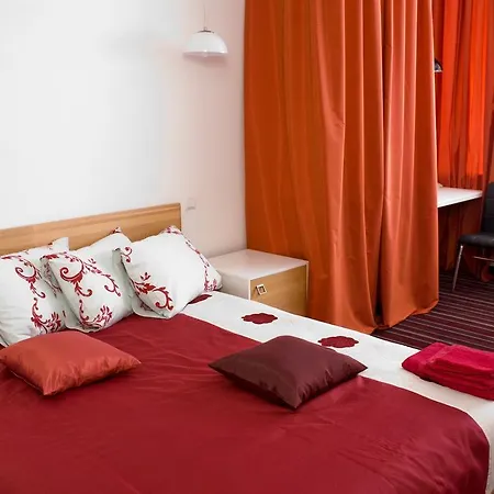 Hotel Kalyna Kharkiv Room photo